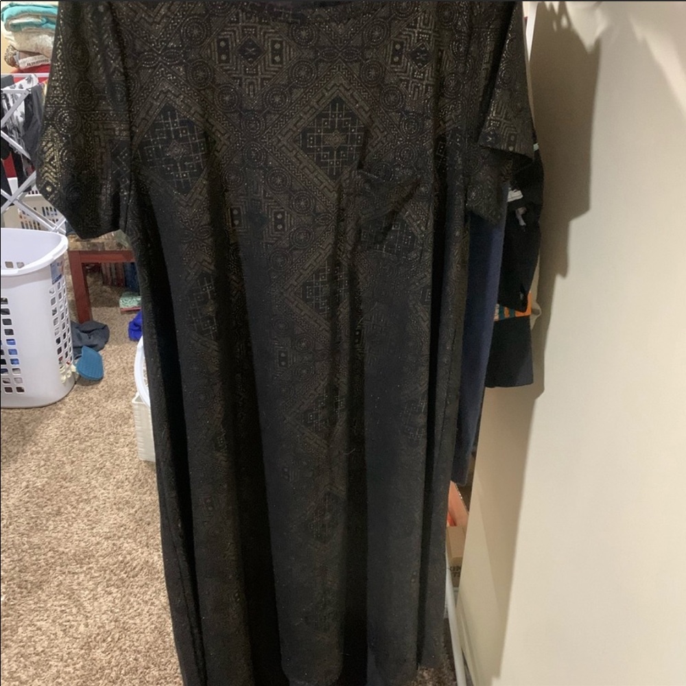 LuLaRoe elegant Carly
